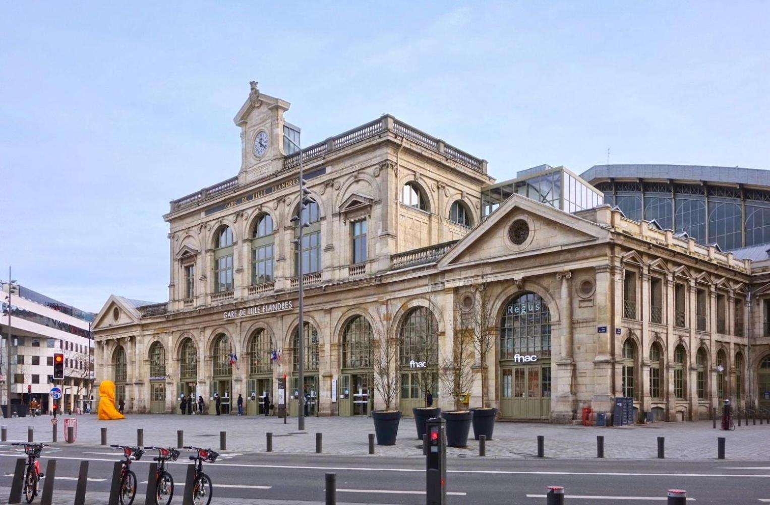 In The Heart Of Old Lille: Rue De La Monnaie Apartment Exterior photo